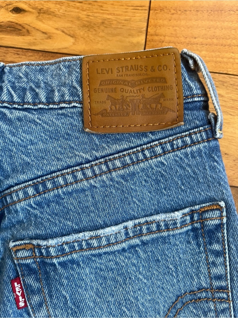 Levi's Premium Vintage Light Wash Ribcage Straight Button Fly High Rise Jeans - Picture 14 of 14